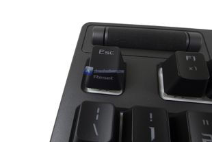 ASUS ROG Strix Flare 12