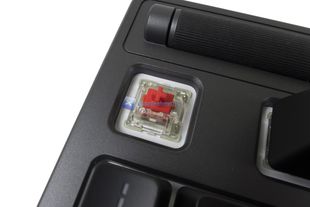 ASUS ROG Strix Flare 28