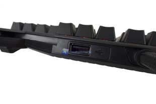 ASUS ROG Strix Flare 37